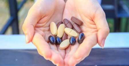 Powder vs. Tablet Multivitamins_ Which Form is More Bioavailable